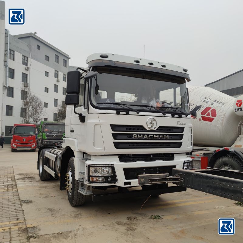 F3000 Tractor Truck 4X2 с характерной решеткой радиатора и фарами