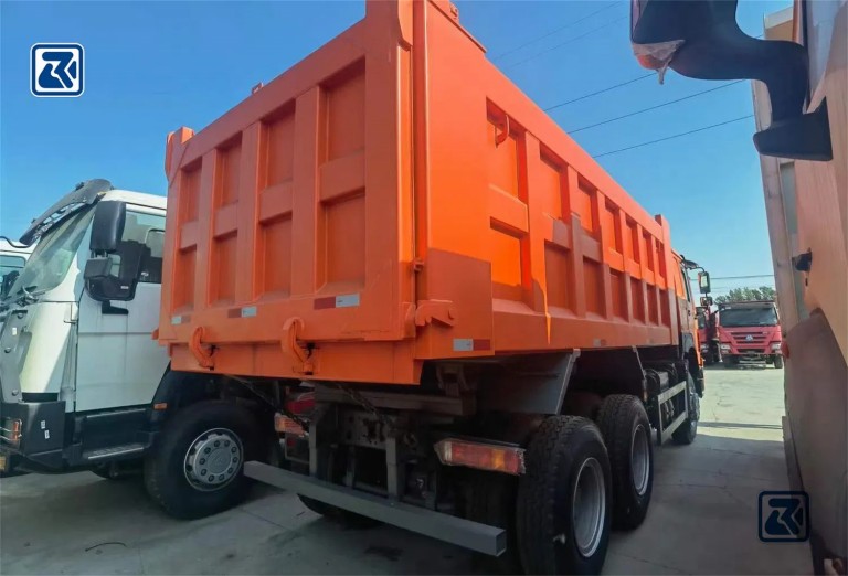 Самосвал HOWO 6X4 Продаю